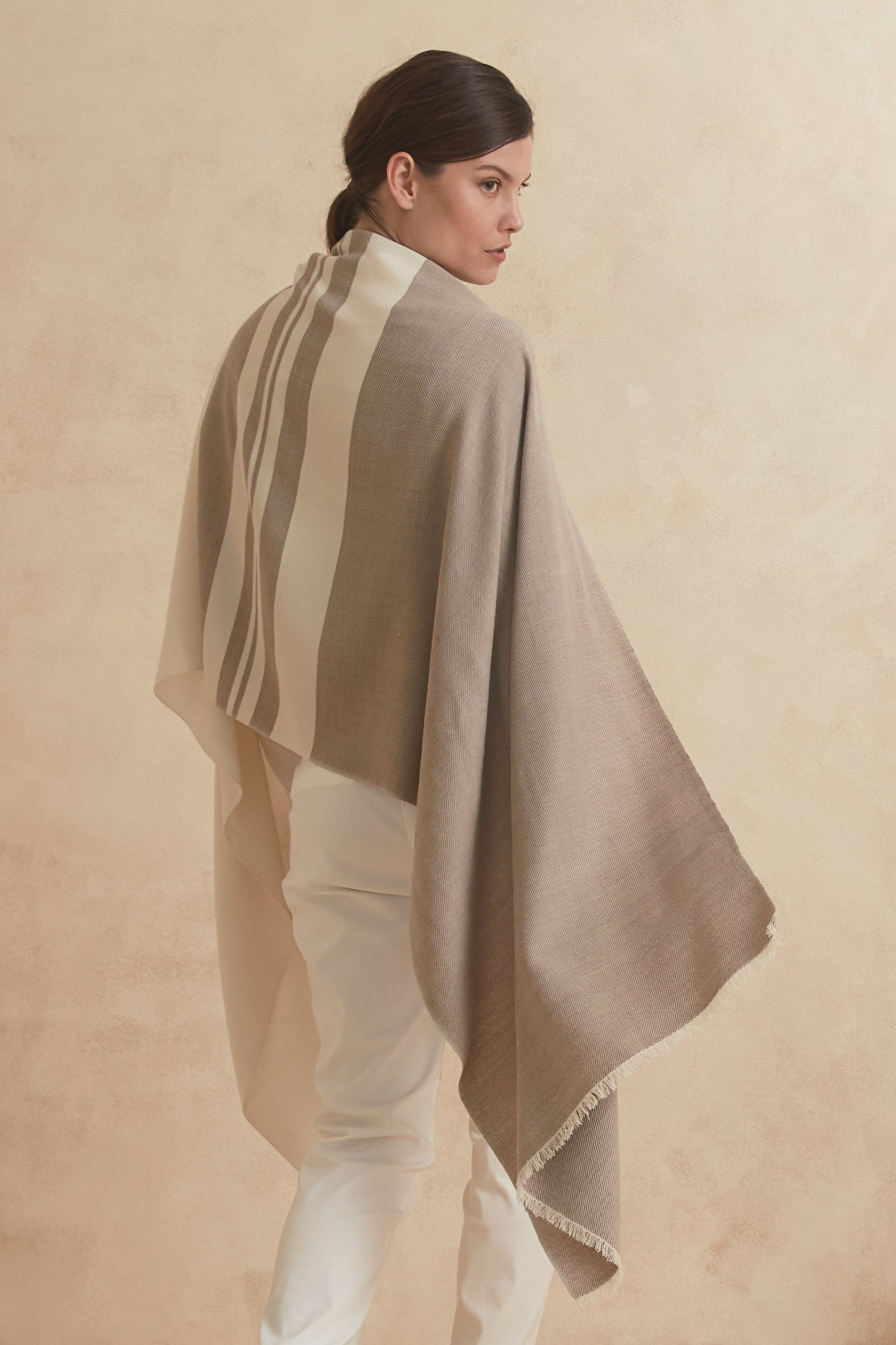 MANTO MEKNA - cashmere camel